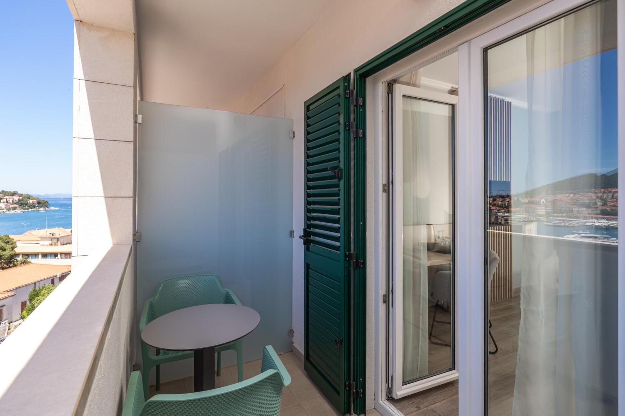 Berkeley Hotel 4*